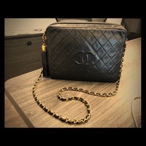 VINTAGE CHANEL BAG